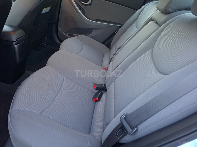 Hyundai Elantra 2015, 65,850 km - 1.8 l - Gəncə