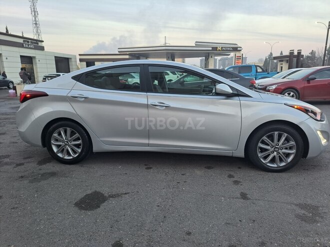 Hyundai Elantra 2015, 65,850 km - 1.8 l - Gəncə