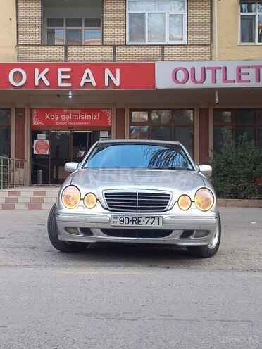 Mercedes E 270 2001, 388,000 km - 2.7 l - Sumqayıt