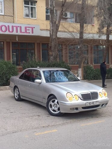 Mercedes E 270 2001, 388,000 km - 2.7 l - Sumqayıt