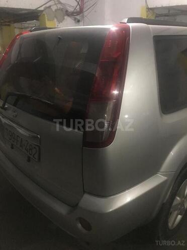 Nissan X-Trail 2004, 375,000 km - 2.0 l - Bakı