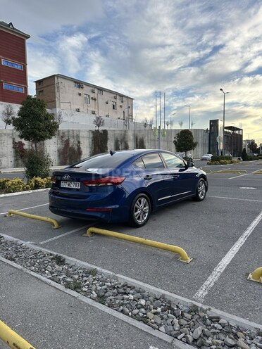 Hyundai Elantra 2018, 93,000 km - 2.0 l - Bakı