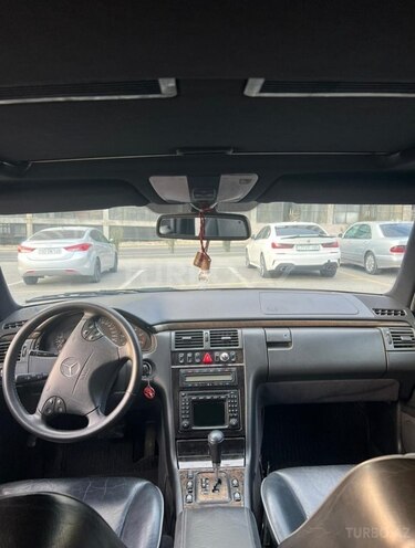 Mercedes E 270 2000, 400,000 km - 2.7 l - Bakı