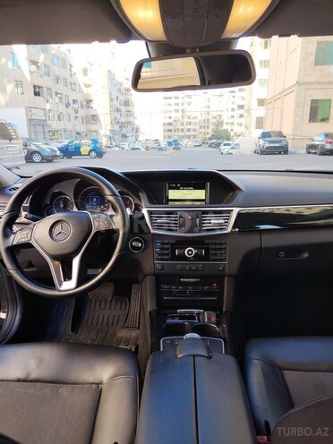 Mercedes E 220 2012, 296,000 km - 2.2 l - Bakı