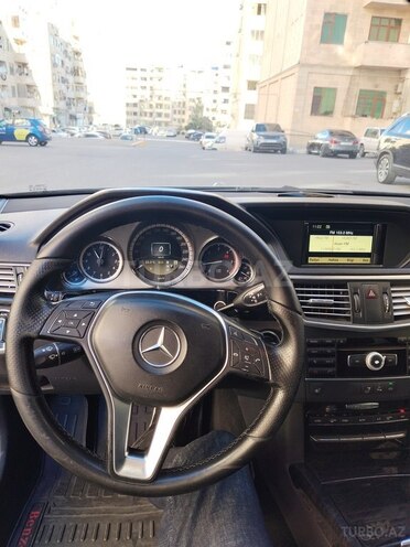 Mercedes E 220 2012, 296,000 km - 2.2 l - Bakı