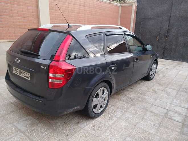 Kia Ceed 2009, 270,000 km - 1.6 л - Bakı