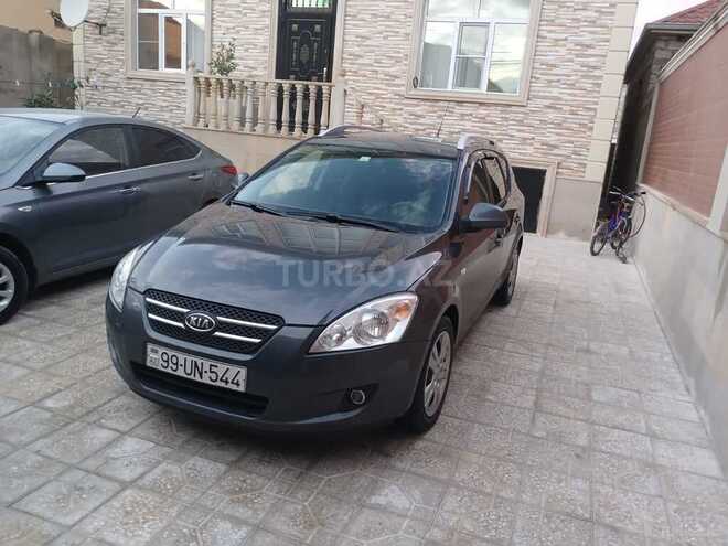 Kia Ceed 2009, 270,000 km - 1.6 л - Bakı