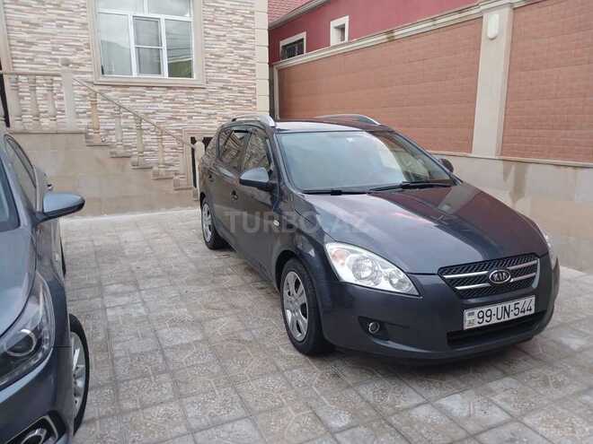 Kia Ceed 2009, 270,000 km - 1.6 л - Bakı