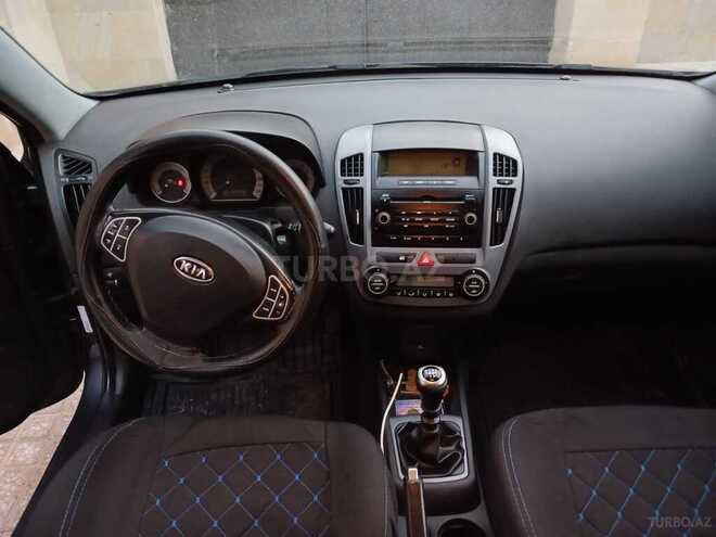 Kia Ceed 2009, 270,000 km - 1.6 л - Bakı