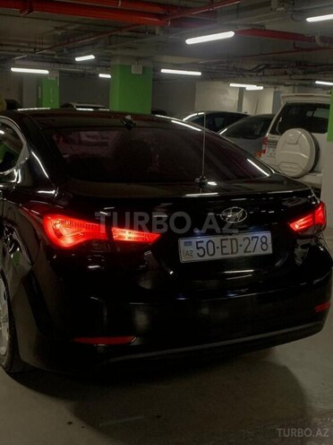 Hyundai Elantra 2015, 225,800 km - 1.6 l - Bakı