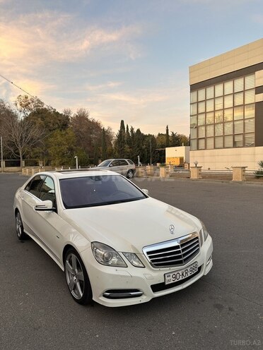 Mercedes E 220 2011, 273,000 km - 2.2 l - Bakı