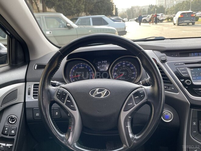 Hyundai Elantra 2015, 61,155 km - 1.8 l - Bakı