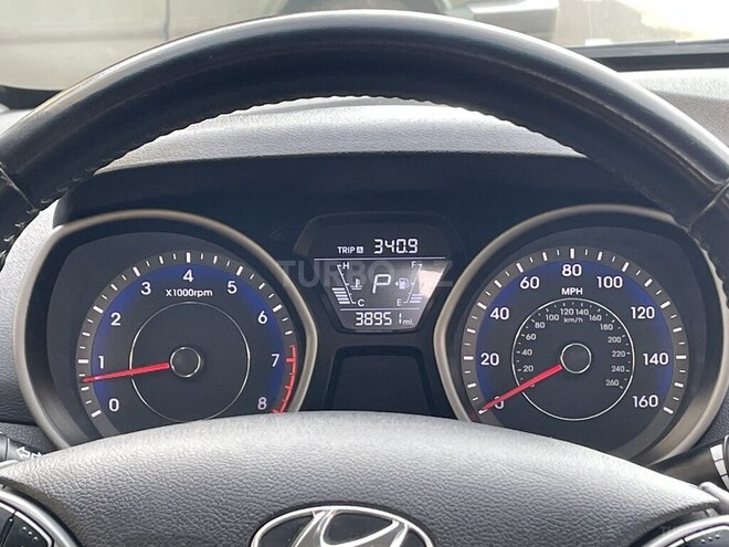 Hyundai Elantra 2015, 61,155 km - 1.8 l - Bakı