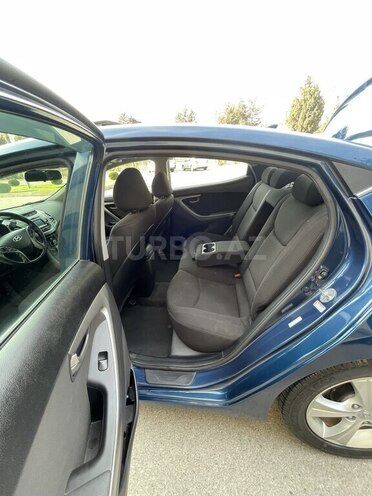 Hyundai Elantra 2015, 61,155 km - 1.8 l - Bakı