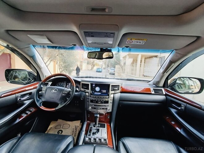 Lexus LX 570 2013, 140,000 km - 5.7 l - Bakı