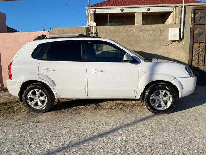 Hyundai Tucson 2009, 200,000 km - 2.0 l - Bakı