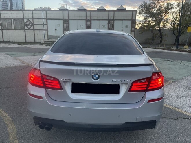BMW 520 2015, 242,000 km - 2.0 l - Bakı