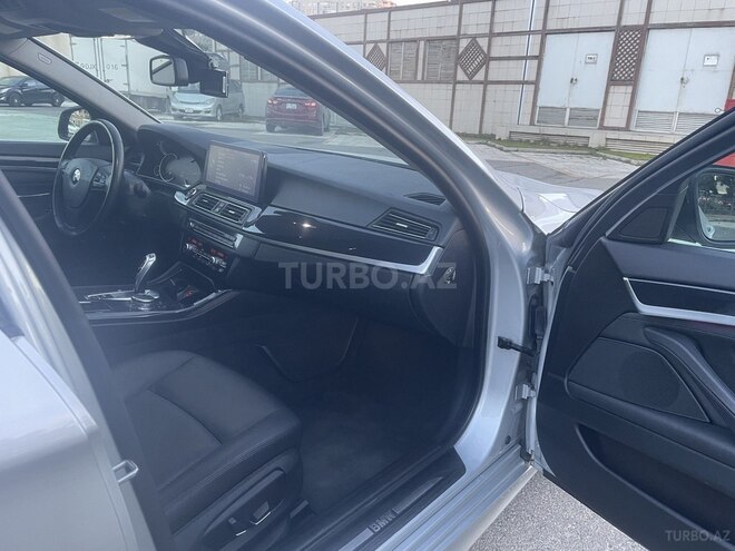 BMW 520 2015, 242,000 km - 2.0 l - Bakı