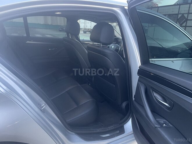 BMW 520 2015, 242,000 km - 2.0 l - Bakı