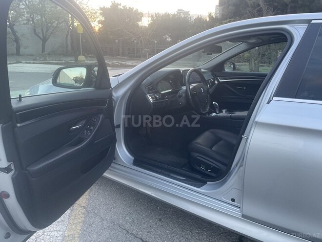 BMW 520 2015, 242,000 km - 2.0 l - Bakı