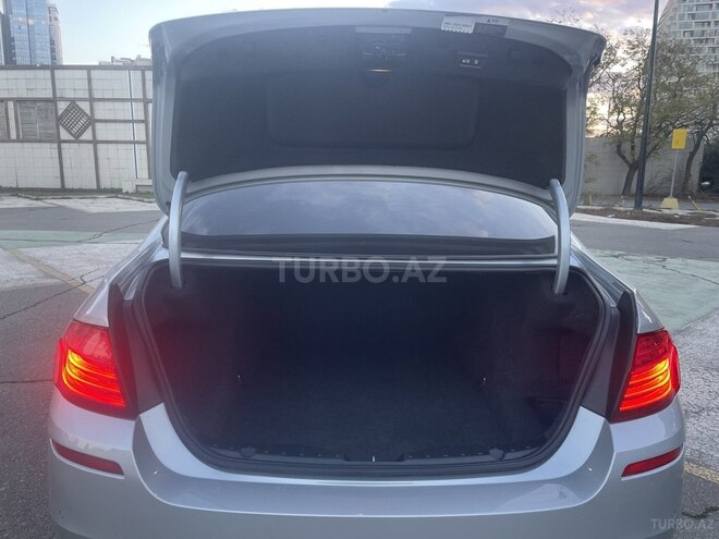 BMW 520 2015, 242,000 km - 2.0 l - Bakı