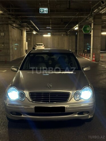 Mercedes C 200 2001, 351,000 km - 2.0 л - Bakı