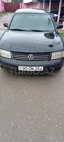 Volkswagen Passat 1998, 280,000 km - 1.8 l - Astara