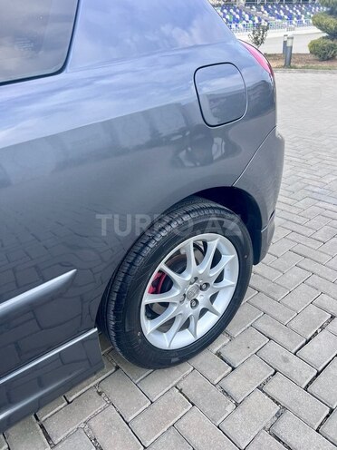 Toyota Corolla 2006, 177,777 km - 1.4 l - Beyləqan