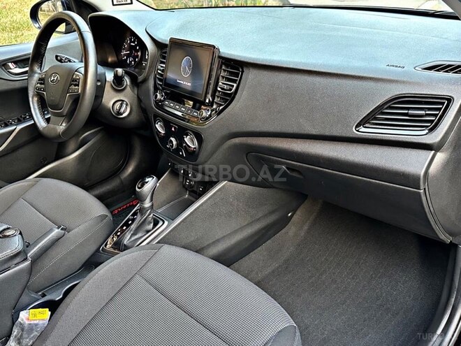 Hyundai Accent 2021, 74,000 km - 1.6 l - Bakı
