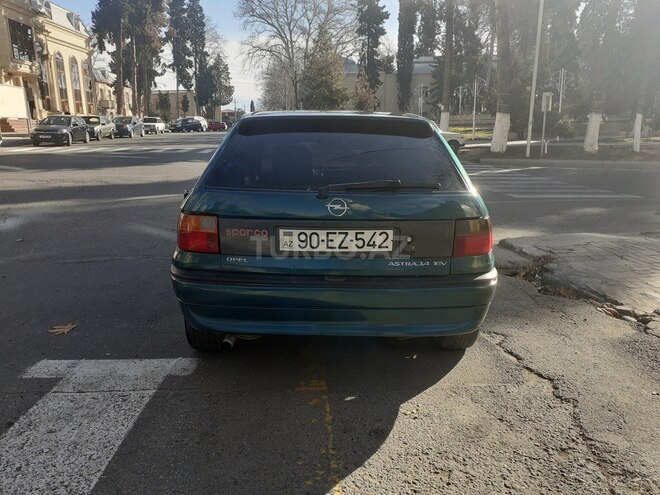Opel Astra 1996, 394,039 km - 1.4 l - Göyçay
