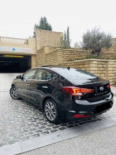 Hyundai Elantra 2019, 123,500 km - 2.0 л - Bakı