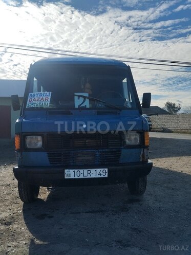 Mercedes 208 D 1993, 358,030 km - 2.3 l - Biləsuvar