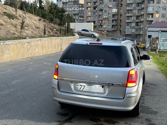 Opel Astra 2010, 227,000 km - 1.3 l - Bakı