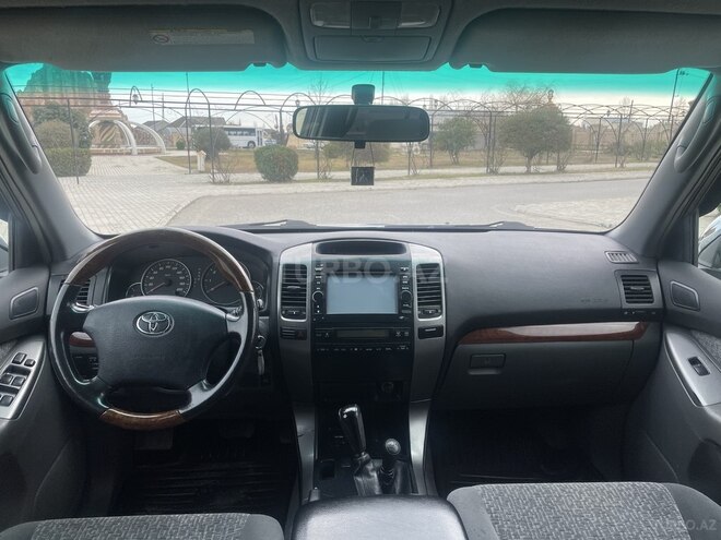 Toyota Prado 2007, 250,000 km - 2.7 л - 