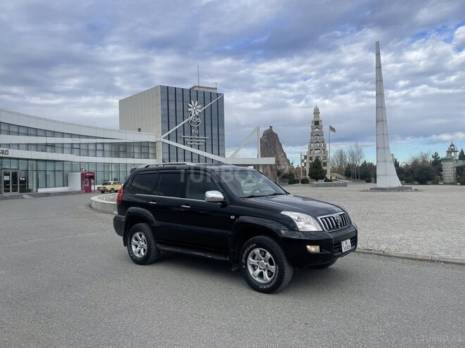Toyota Prado 2007, 250,000 km - 2.7 л - 