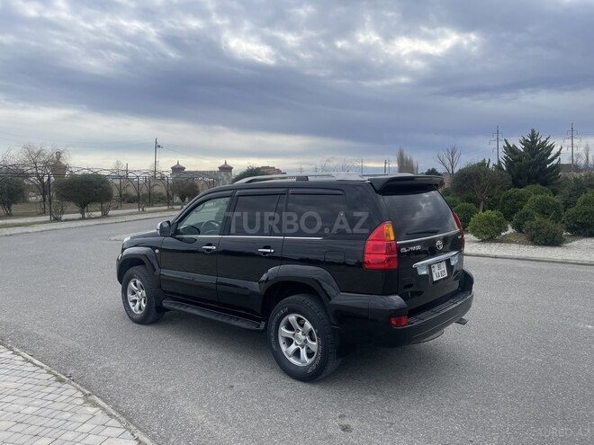 Toyota Prado 2007, 250,000 km - 2.7 л - 