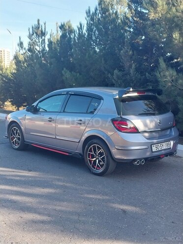 Opel Astra 2007, 220,000 km - 1.4 л - Bakı