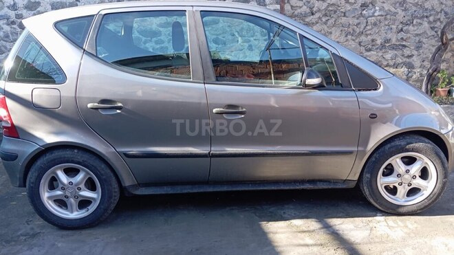 Mercedes A 180 2004, 200 km - 1.6 л - Zaqatala