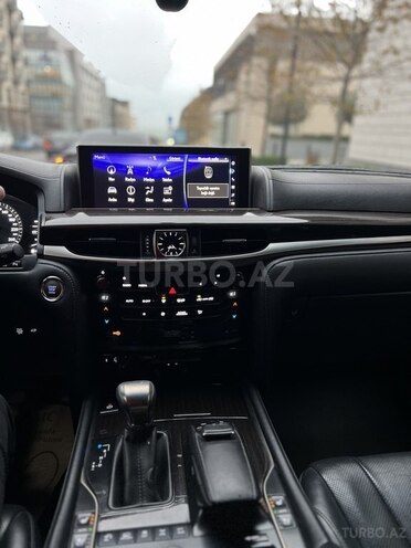 Lexus LX 570 2017, 197,000 km - 5.7 l - Bakı