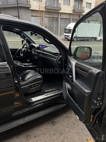 Lexus LX 570 2017, 197,000 km - 5.7 l - Bakı