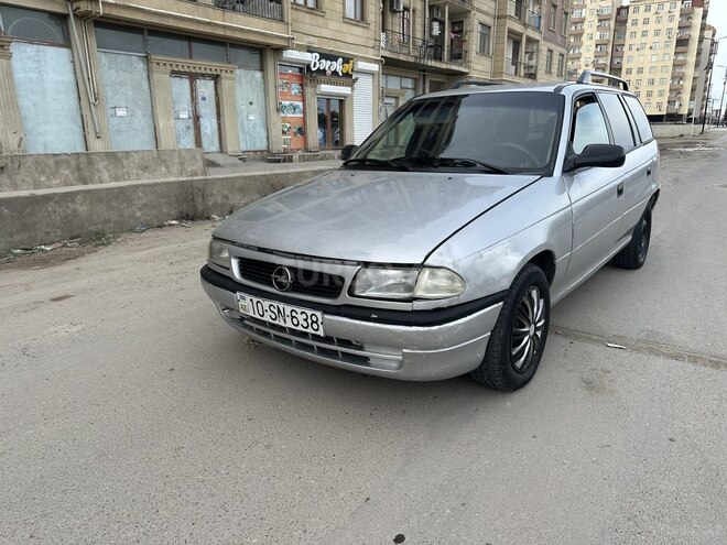 Opel Astra 1997, 228,000 km - 1.6 л - Bakı