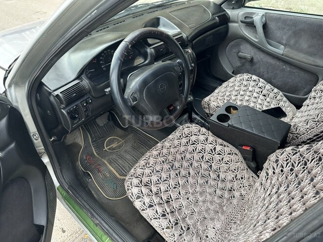 Opel Astra 1997, 228,000 km - 1.6 л - Bakı