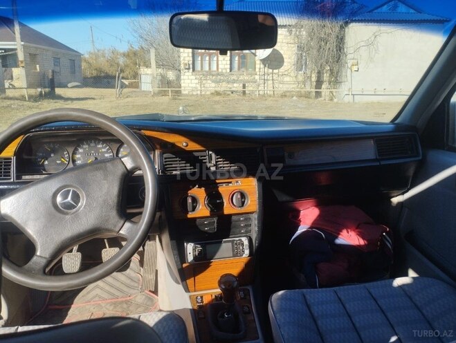 Mercedes 190 1992, 200,000 km - 1.8 l - Bərdə