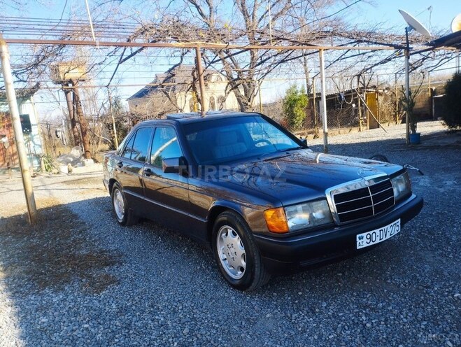 Mercedes 190 1992, 200,000 km - 1.8 l - Bərdə