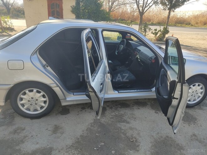 Mercedes C 180 1998, 228,954 km - 1.8 l - Salyan