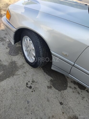 Mercedes C 180 1998, 228,954 km - 1.8 l - Salyan