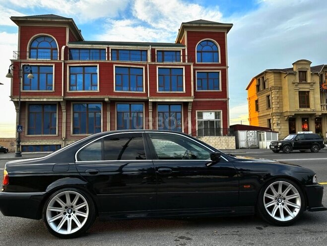 BMW 528 1999, 325,000 km - 2.8 l - Bakı