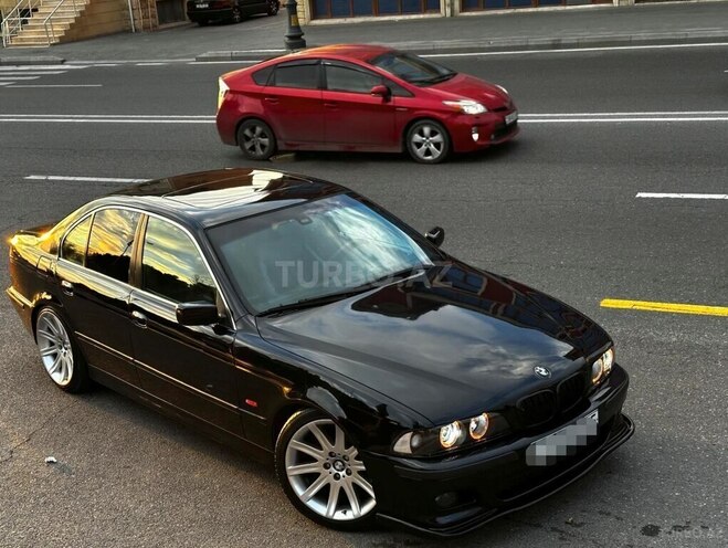 BMW 528 1999, 325,000 km - 2.8 l - Bakı
