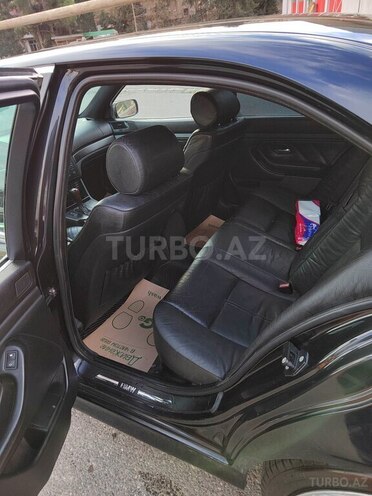 BMW 528 1999, 325,000 km - 2.8 l - Bakı