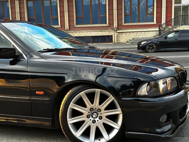 BMW 528 1999, 325,000 km - 2.8 l - Bakı
